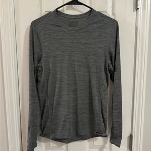 Gray Patagonia Capilene Baselayer Small